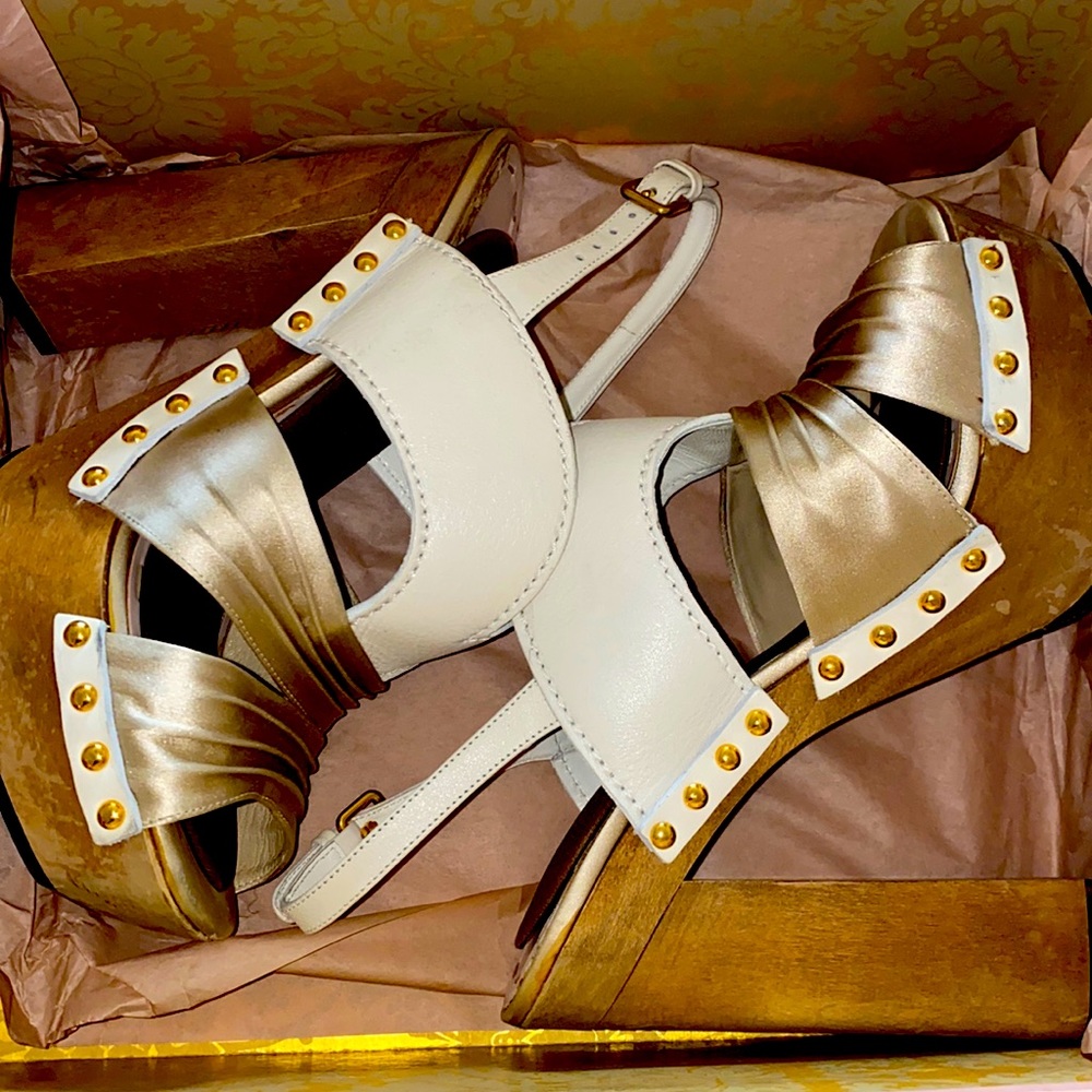 MIU MIU